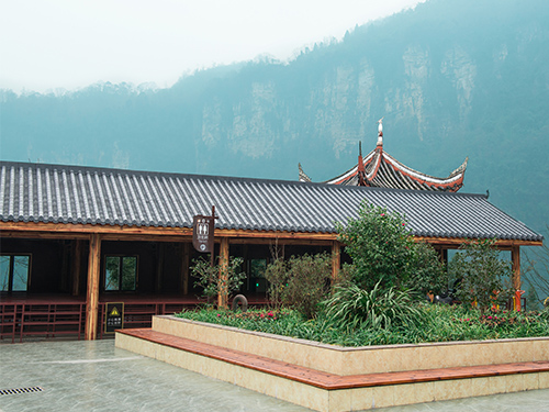 你知道仿古瓦是在园林景墙是如何运用的？
