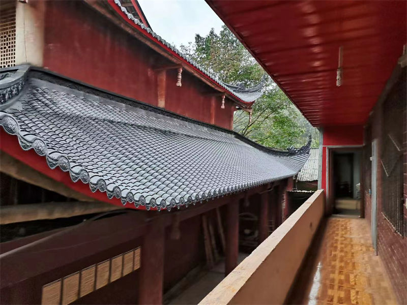 青神白塔大雄宝殿